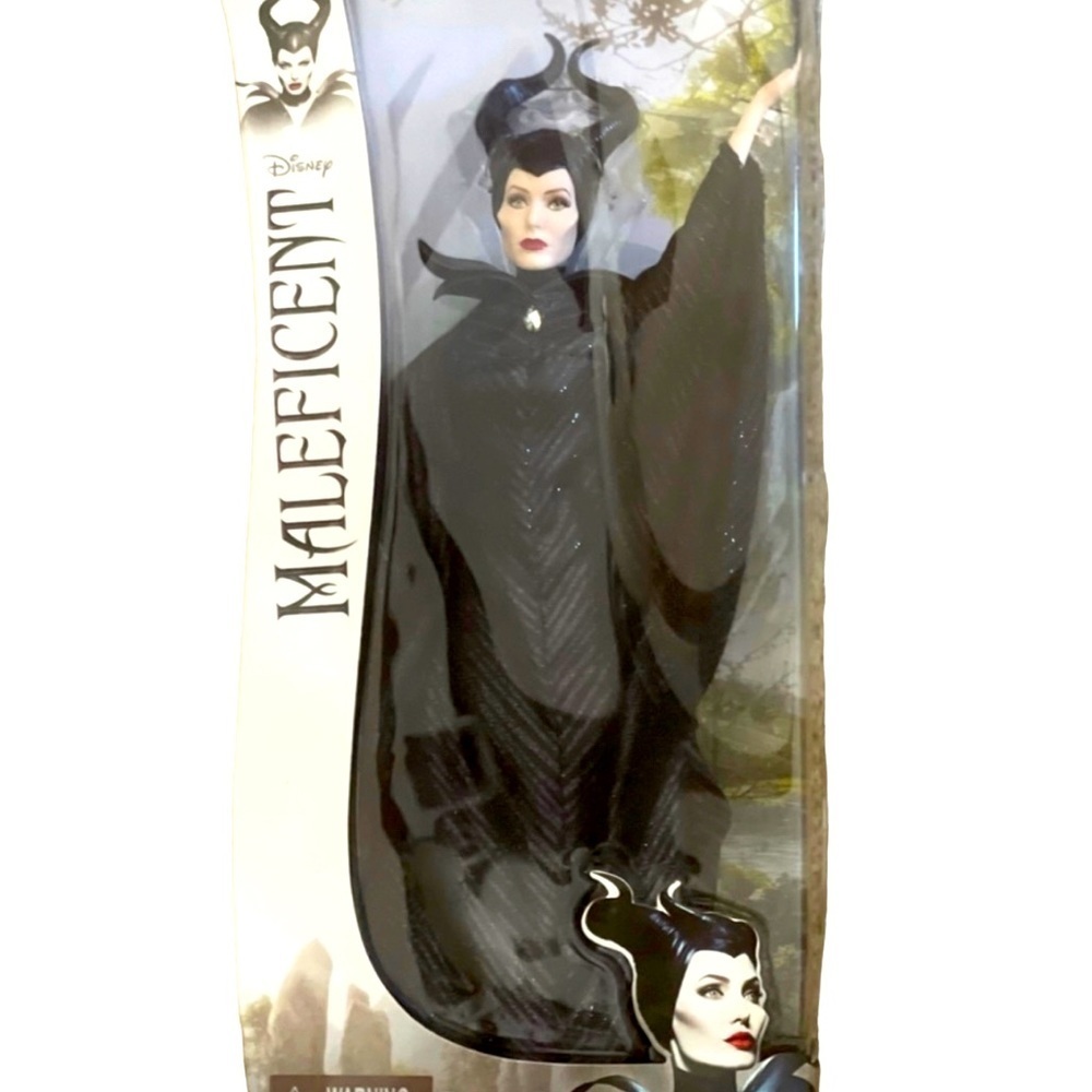 DISNEY DARK BEAUTY MALEFICENT COLLECTOR’S DOLL NIB 💃🏿